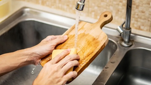 7 Tips To Choose The Right Cutting Board - Arterki